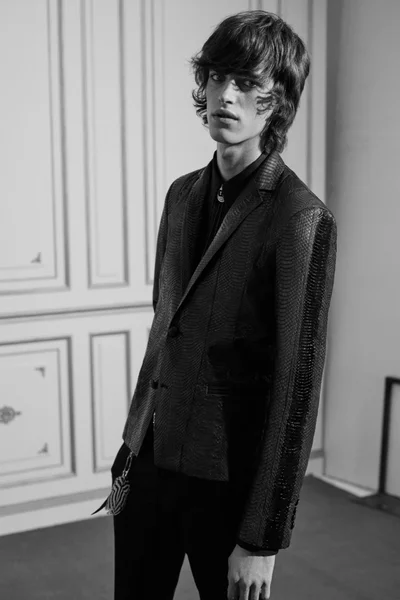 Look 26